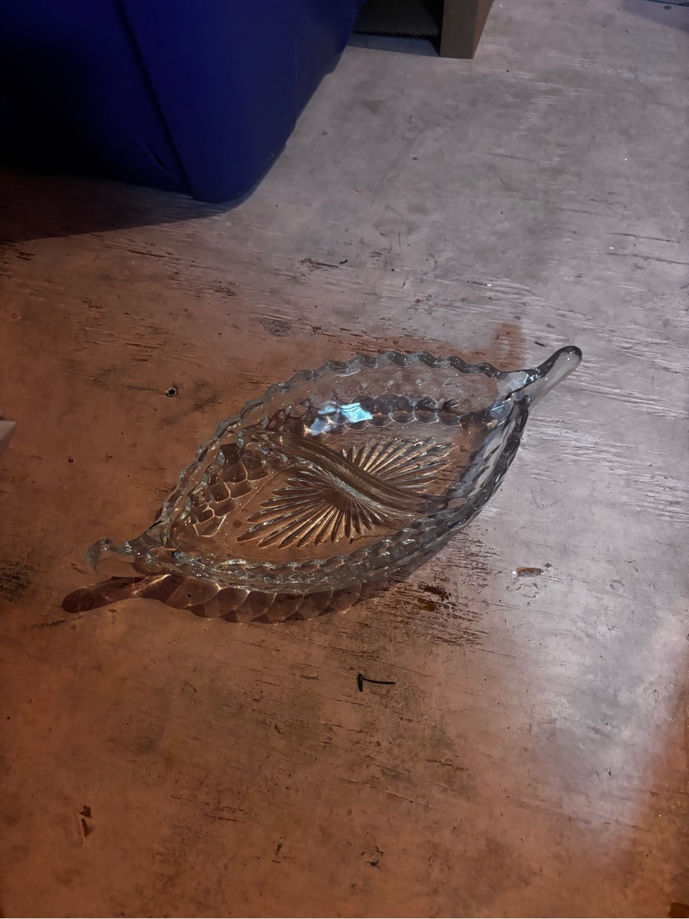 Clear Glass Leaf-Shaped Serving Dish